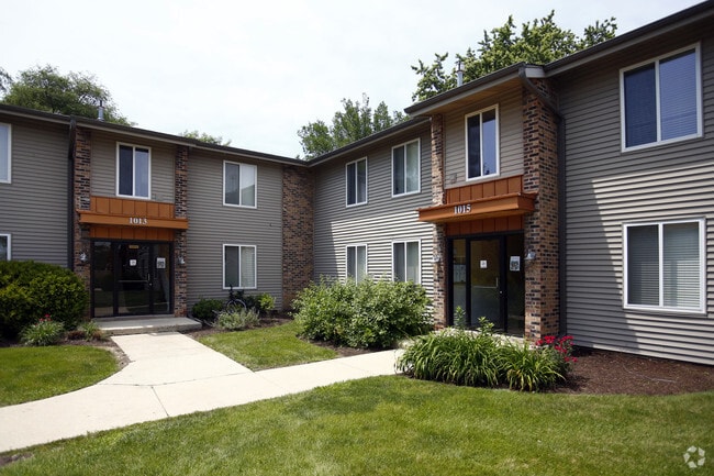 Building Photo - Briarbrook