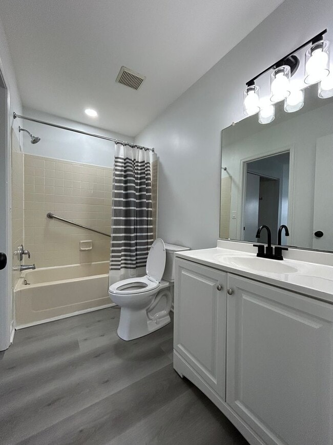 Building Photo - 4 Monferrato Ct