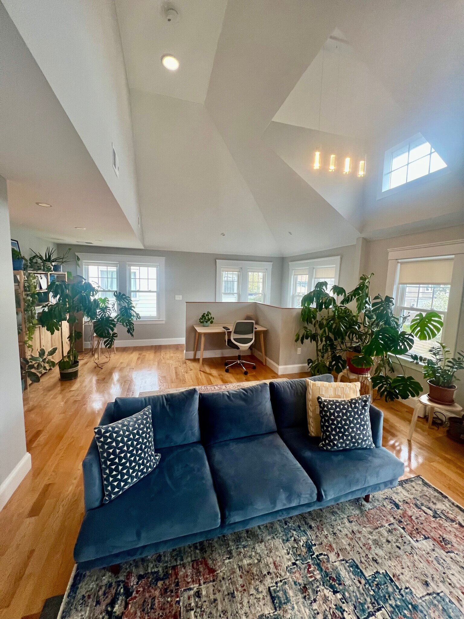 Living Room - 32 Brimmer St
