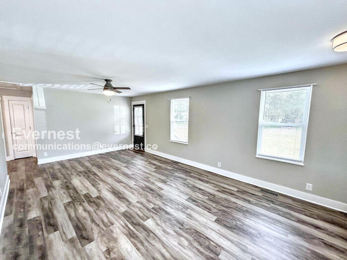 Building Photo - 6541 Kari Dr