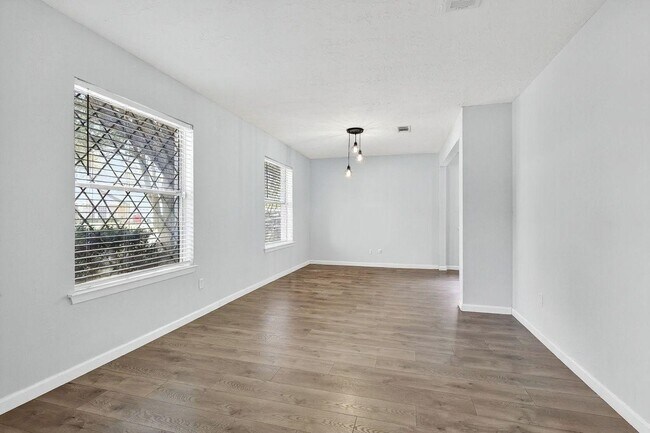 Building Photo - 7331 Misty Morning Dr