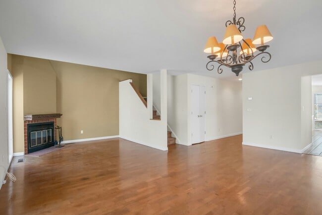 Building Photo - 1 Spring Pond Dr