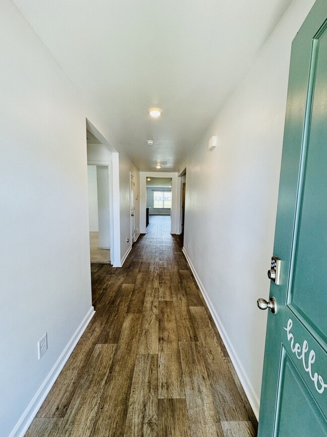Building Photo - 809 Woodland Farms Cir