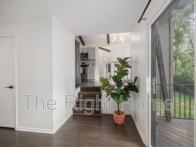 Building Photo - 11736 Quail Dr