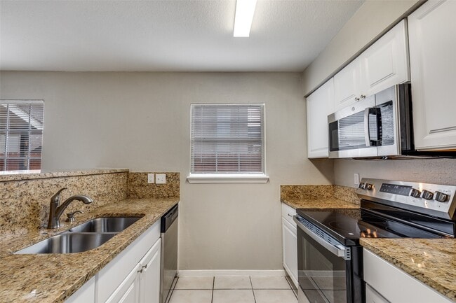 Building Photo - 1930 Avenue B