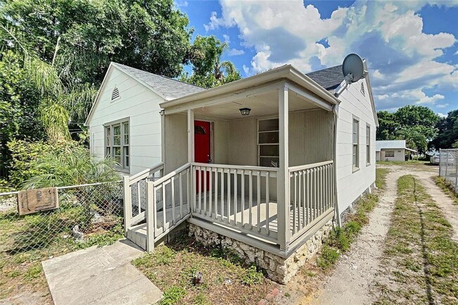 Building Photo - 2938 Avenue G NW