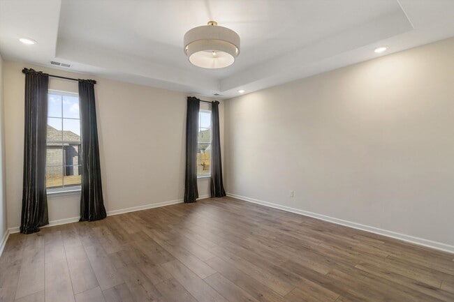 Building Photo - 55 VALLEY VIEW LANE Ln