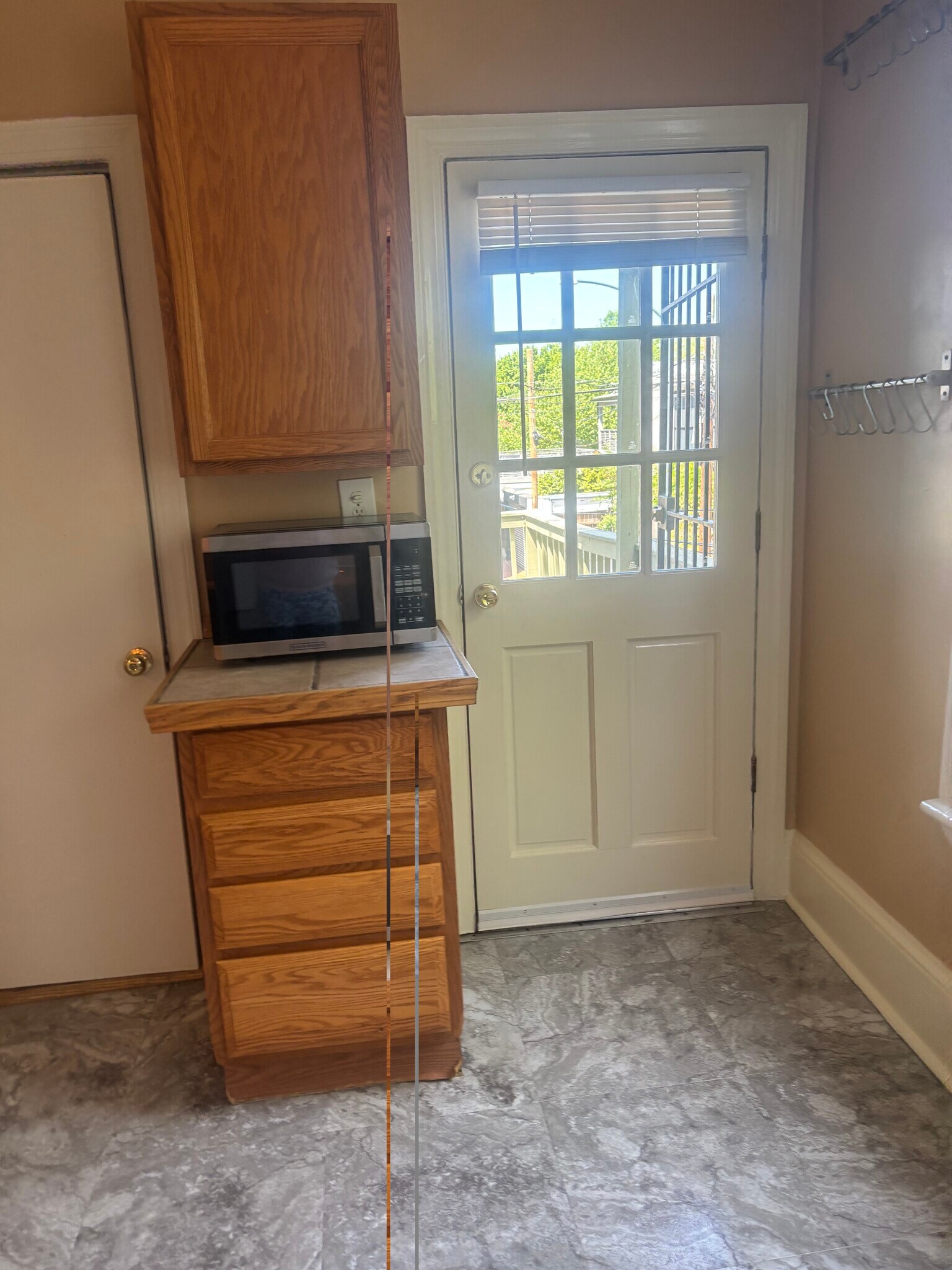 Kitchen - 242 12th Pl NE