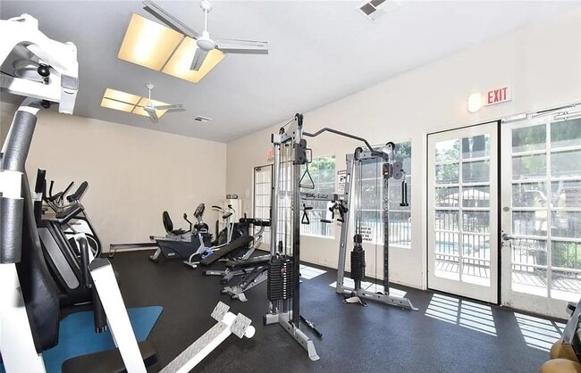 Building Photo - 6 Sandpiper Ln