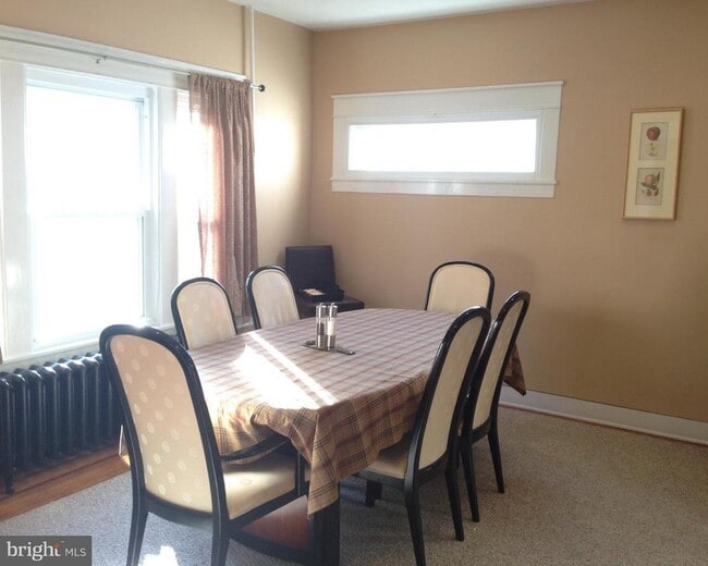 Building Photo - 7103 Ventnor Ave