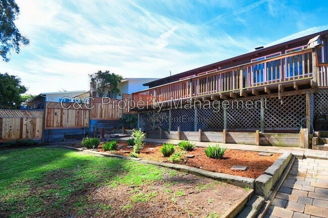 Building Photo - 25 Ralston Dr