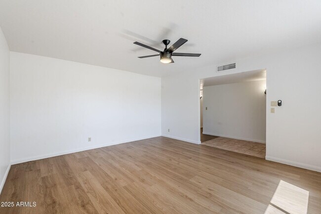 Building Photo - 834 N Constellation Way