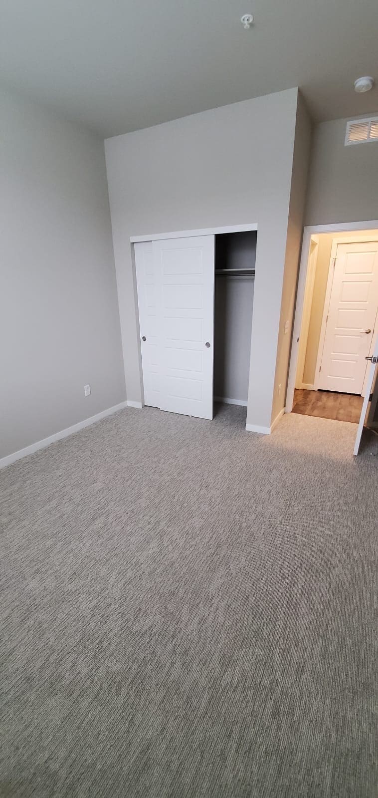 Building Photo - 420 E Fremont Pl