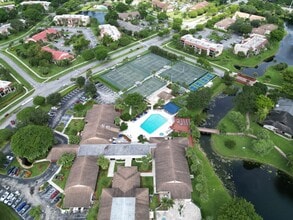 Building Photo - 10110 Cedar Point Blvd