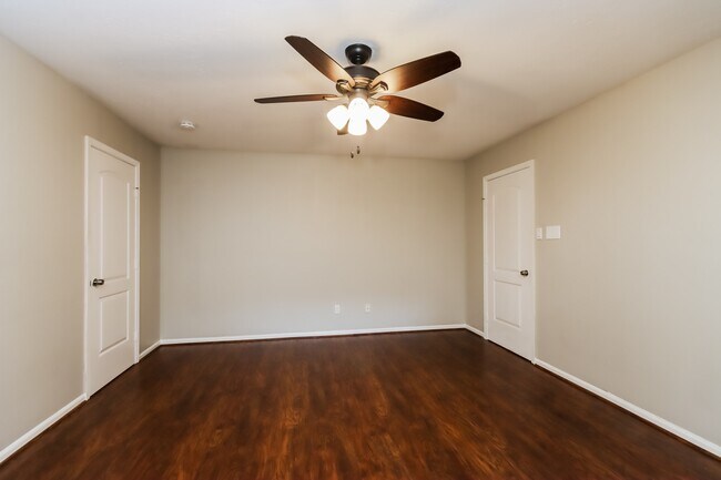 Building Photo - 26715 Westwood Dr