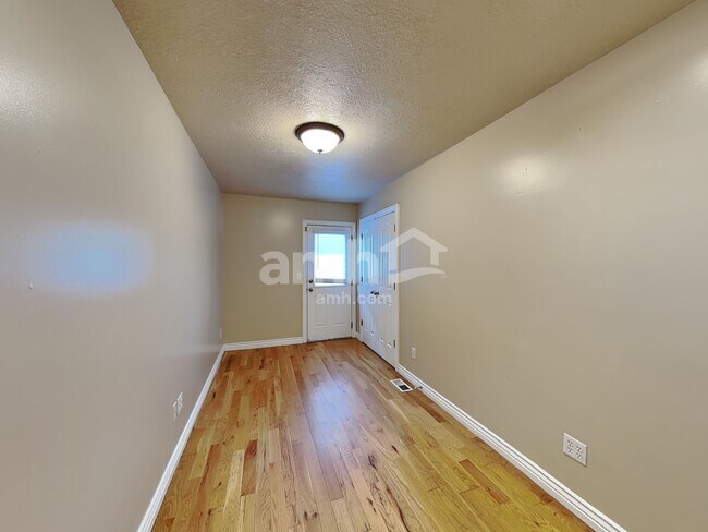 Building Photo - 5129 W Amber Rose Ln