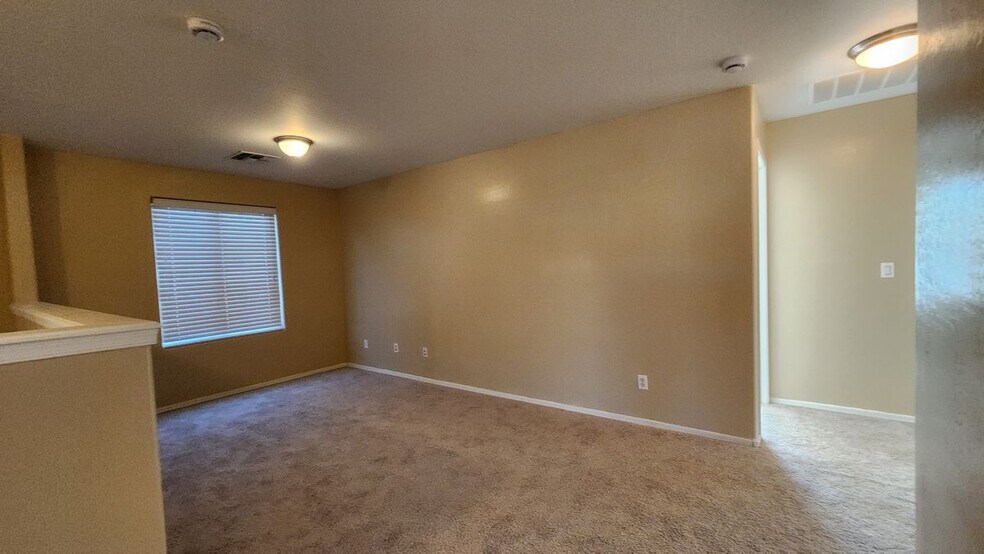 Building Photo - 42564 W Palmyra Ct