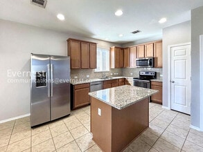 Building Photo - 108 Sierra Mar Lp