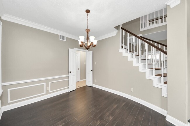Building Photo - 2405 Guilbeau Ln