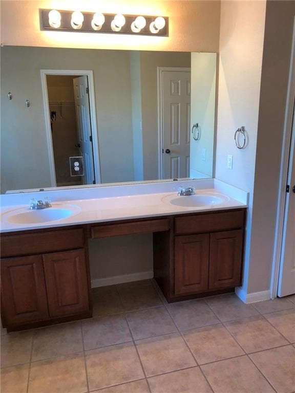 Building Photo - 4105 Meadow Bluff Way