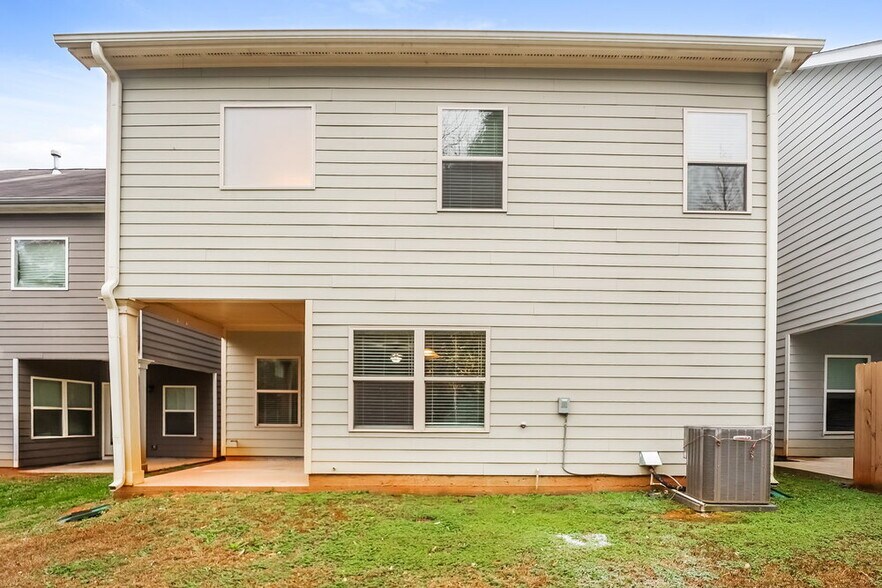 Building Photo - 115 Preserve Dr