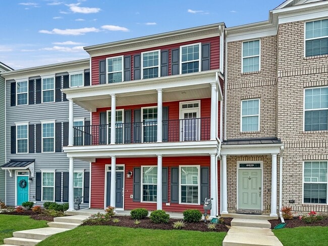 Primary Photo - Breathtaking Townhome in Cosby Village!