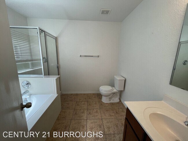 Building Photo - 3 br, 2 bath House - 13138 Aurora Crest