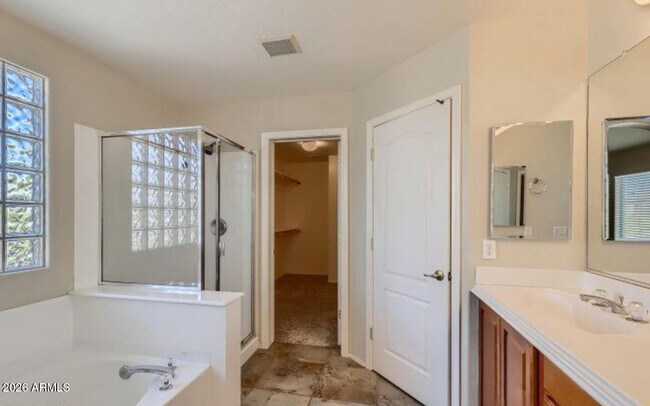 Building Photo - 4750 E Preserve Way