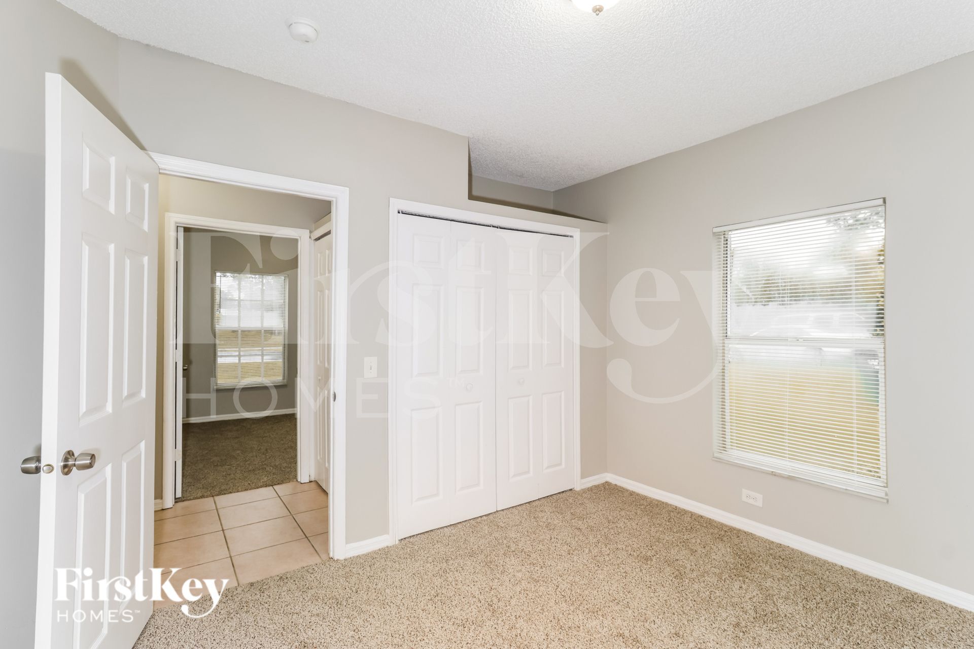 Building Photo - 1164 Schumann Dr
