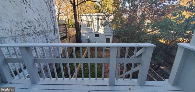 Building Photo - 616 11th St NE