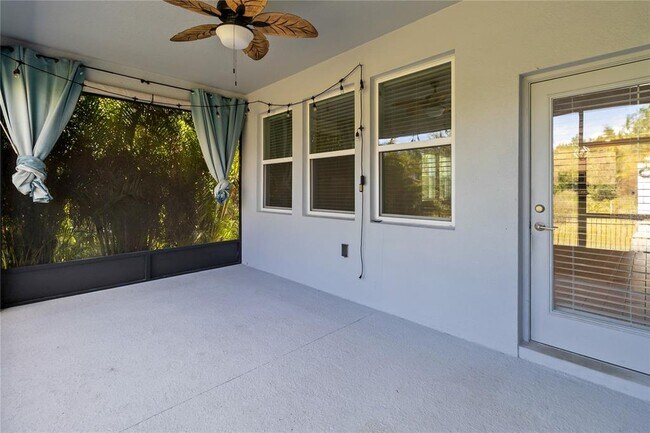 Building Photo - 11352 Satire St