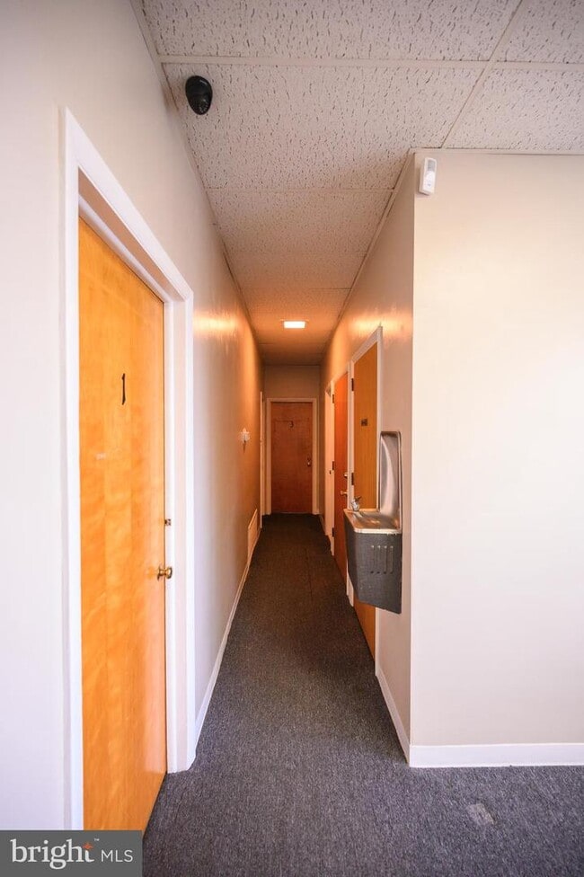Building Photo - 980 Davisville Rd