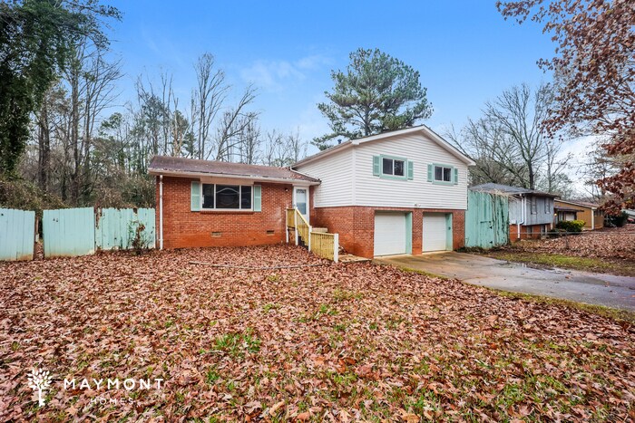 Building Photo - 191 Lucan Way