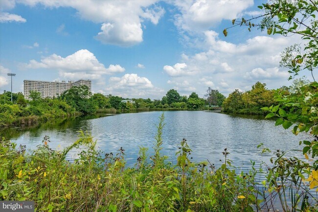 Building Photo - 5076 Grimm Dr