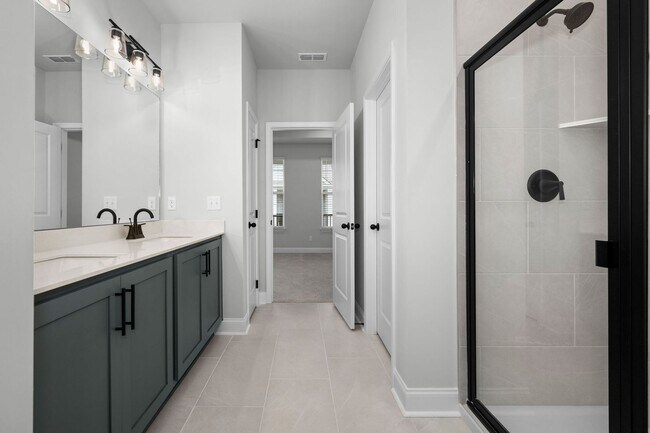 Building Photo - 2718 Willowoak Trl