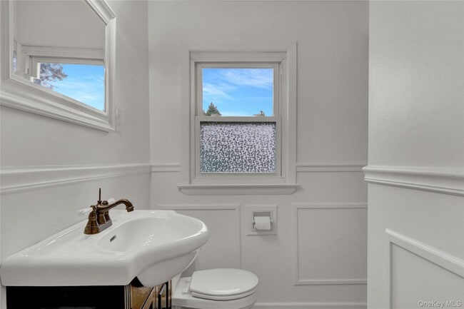 Building Photo - 330 Harvard Rd