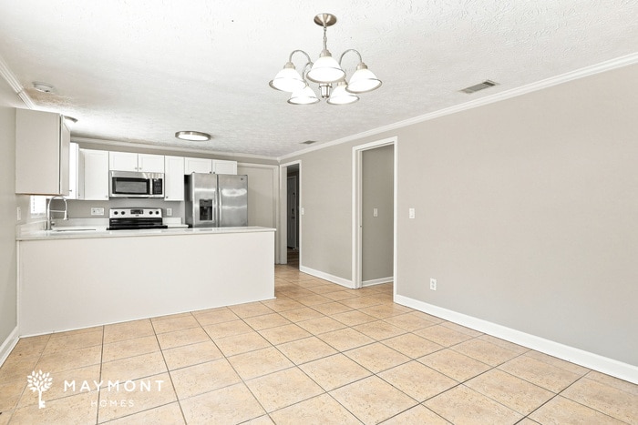 Building Photo - 379 Aries Dr
