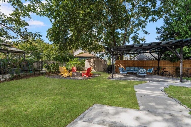 Building Photo - 183 Wood St