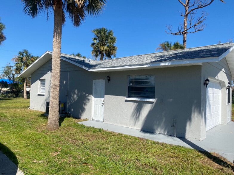 Building Photo - 21020 Cornell Ave