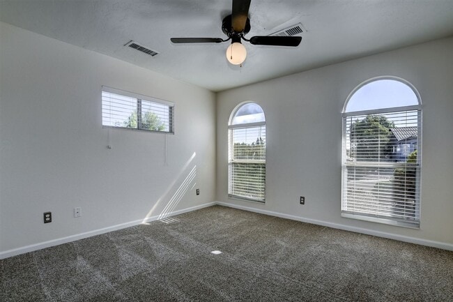 Building Photo - 1766 Boardwalk Ave