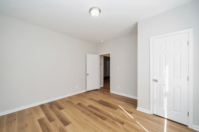 Building Photo - Renovated Gem with Space & Style in Bessemer