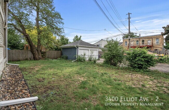 Building Photo - 3400 Elliot Ave