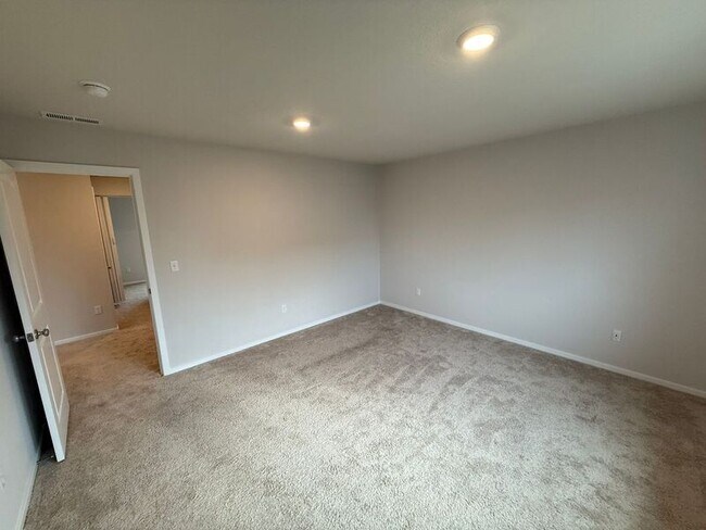 Building Photo - 4816 Apollo Ave