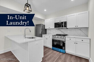 Building Photo - 700 1st Ave