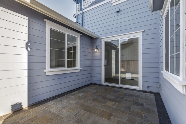 Building Photo - Stunning Executive Style Home in Fremont – Ardenwood Neighborhood!