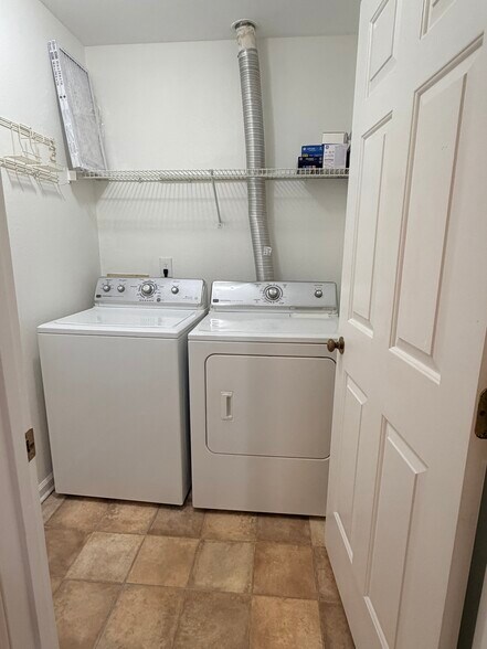 Washer Dryer in Unit - 109 Killam Ct