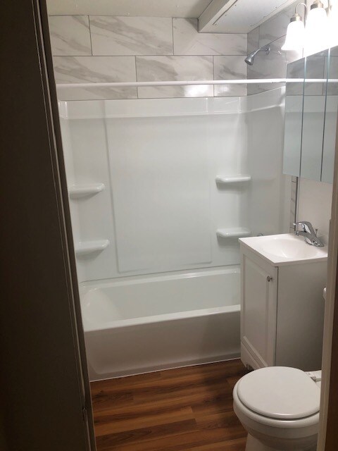 Beautiful updated Bathroom - 707 12th St W