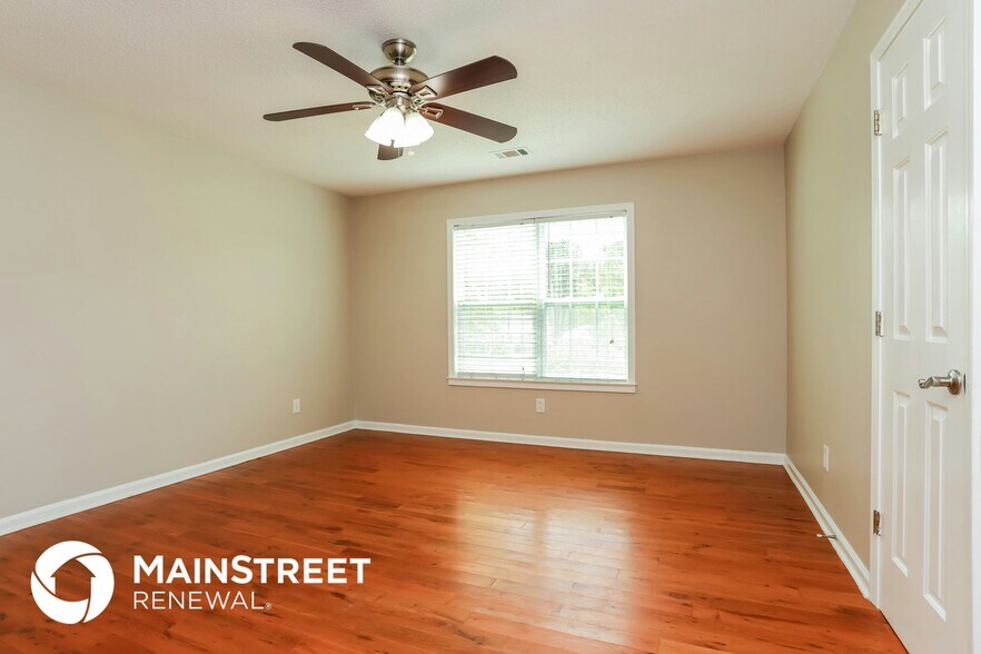 Building Photo - 147 Country Meadows Ct
