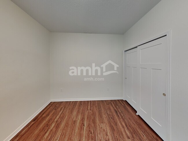 Building Photo - 5116 Piazza Loop