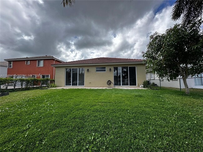 Building Photo - 2243 SW 134th Ave